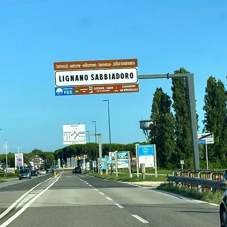 Miramare Duetorri Lägenhet